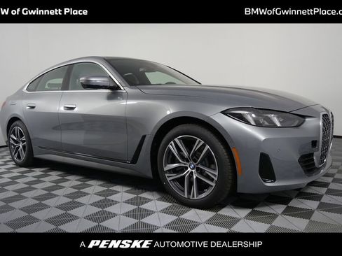 Used 2025 BMW 430i w/ Parking Assistance Package image 1