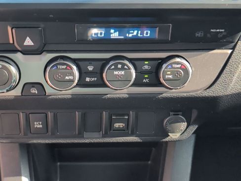 Used 2022 Toyota Tacoma SR AWD/4WD image 24