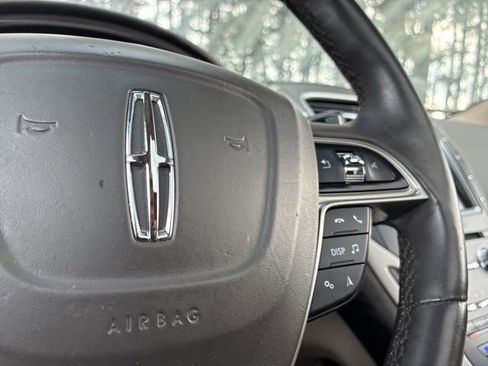 Used 2020 Lincoln Nautilus Reserve w/ Equipment Group 201A image 30