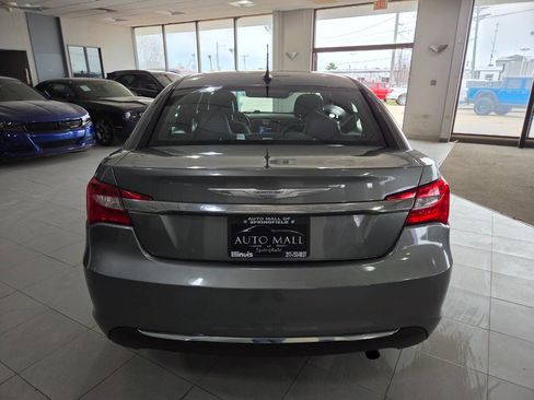 Used 2013 Chrysler 200 Touring image 5