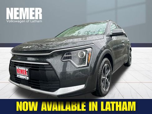 Used 2023 Kia Niro EX FWD image 1