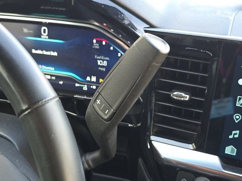 Used 2024 Chevrolet Silverado 2500 LT image 20