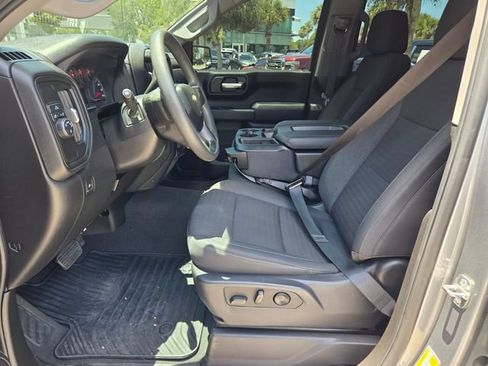 Used 2024 Chevrolet Silverado 1500 Custom w/ Turbomax Blackout Package RWD image 4