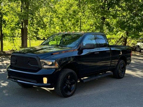 Used 2015 RAM 1500 Express w/ Black Ram 1500 Express Group AWD/4WD image 1