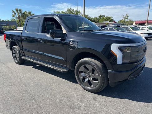 Certified 2023 Ford F150 Lightning Lariat w/ Tow Technology Package AWD/4WD image 2