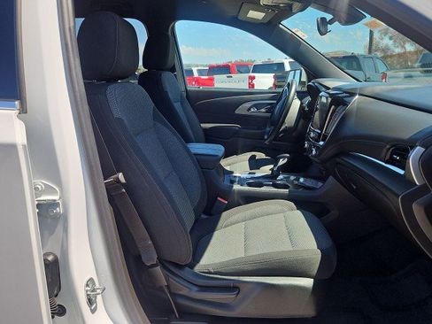 Used 2023 Chevrolet Traverse LT FWD image 27