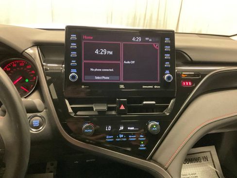 Used 2021 Toyota Camry TRD w/ TRD Package w/JBL Audio FWD image 4