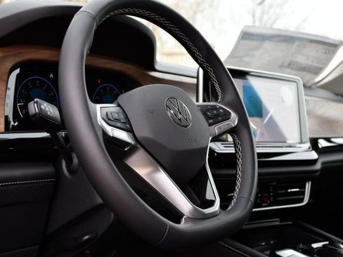 New 2026 Volkswagen Atlas SE AWD/4WD image 12