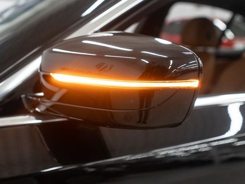 Used 2023 BMW 530e xDrive w/ Premium Package image 52