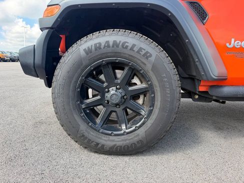 Used 2019 Jeep Wrangler Unlimited Sport S AWD/4WD image 18