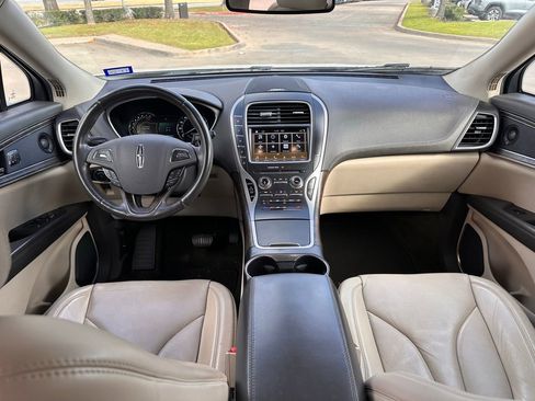 Used 2016 Lincoln MKX Reserve w/ Climate Package image 20