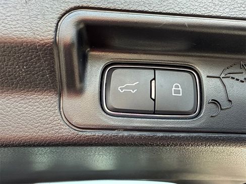 Certified 2022 Ford Explorer Timberline image 19