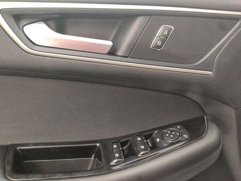 Used 2018 Ford Edge SEL w/ Cargo Accessory Package AWD/4WD image 27