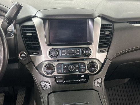 Used 2019 Chevrolet Tahoe Premier w/ Premier Plus Edition AWD/4WD image 19