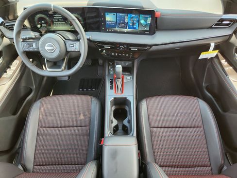 New 2026 Nissan Kicks SR image 22