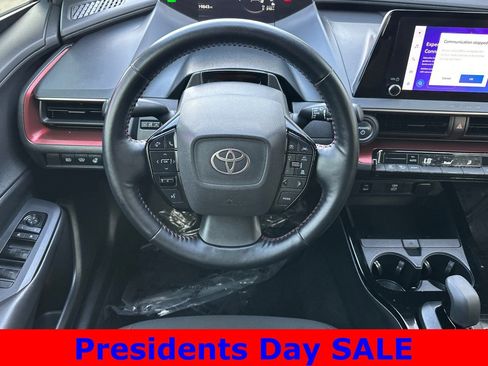 Used 2023 Toyota Prius Prime SE image 15