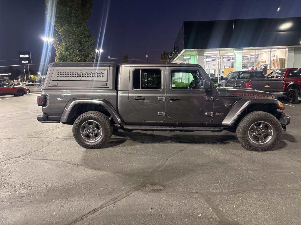 Used 2022 Jeep Gladiator Rubicon w/ Cold Weather Group AWD/4WD image 2