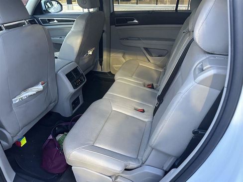 Used 2018 Volkswagen Atlas SEL FWD image 7