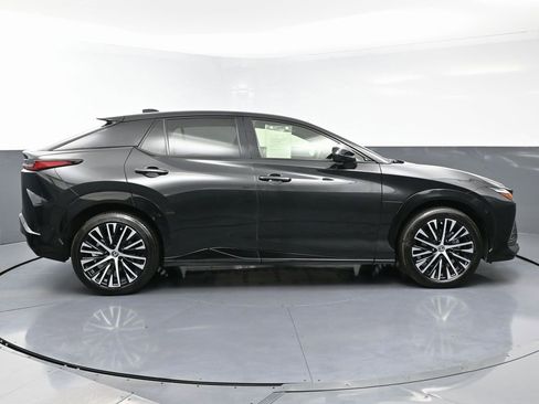 Used 2023 Lexus RZ 450e Premium w/ Technology Package image 8
