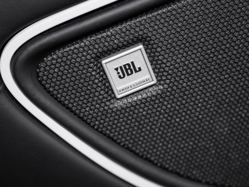 Used 2017 Ferrari F12 Berlinetta RWD image 49