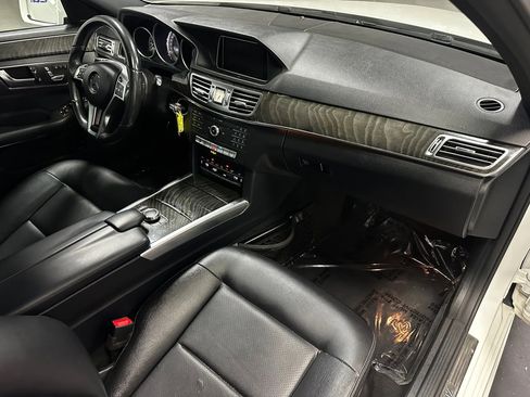 Used 2016 Mercedes-Benz E 350 Sedan image 22