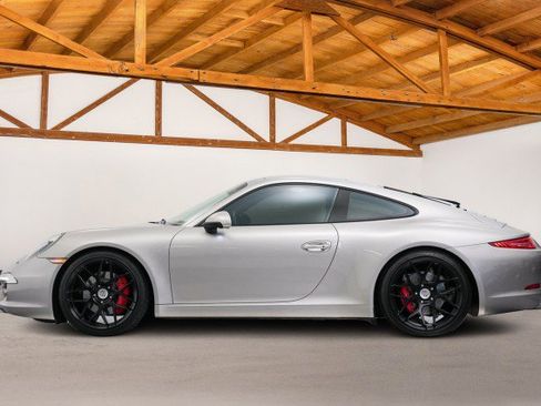 Used 2012 Porsche 911 Carrera S image 2