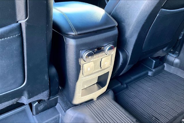 Used 2020 Ford Explorer XLT w/ Equipment Group 202A AWD/4WD image 10