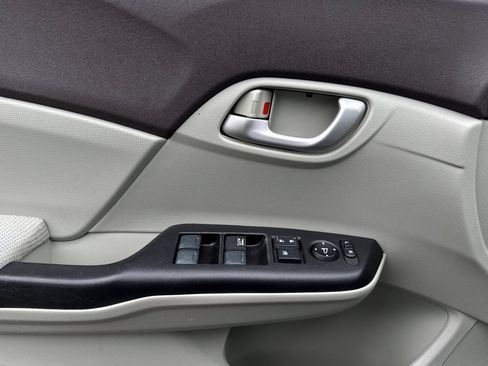 Used 2012 Honda Civic LX image 11