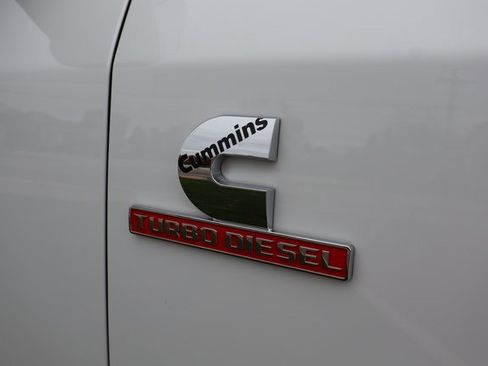 Used 2025 RAM 3500 Limited w/ Max Tow Package image 3