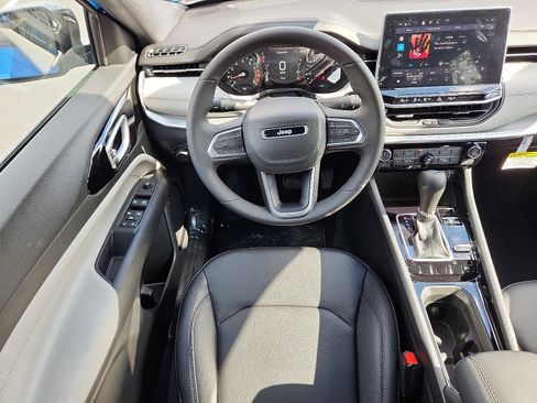 New 2026 Jeep Compass Limited image 7