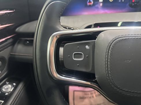 Used 2024 Lincoln Nautilus Reserve w/ Equipment Group 202A image 28