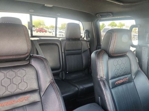 Used 2023 Nissan Frontier PRO-4X w/ Pro-4X Premium Package AWD/4WD image 13