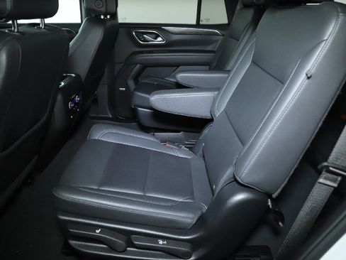 Used 2024 Chevrolet Tahoe LT AWD/4WD image 15