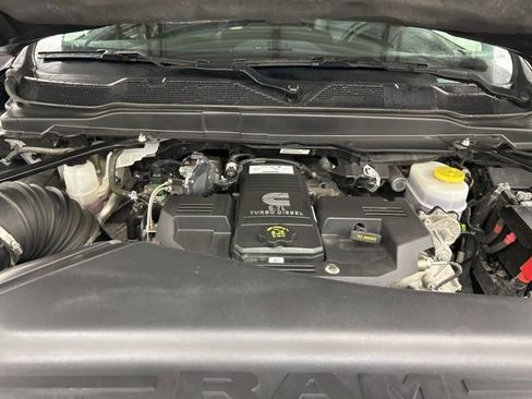 Used 2024 RAM 2500 Laramie image 28