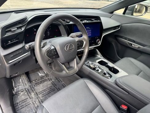 Used 2023 Lexus RZ 450e Premium w/ Technology Package image 19