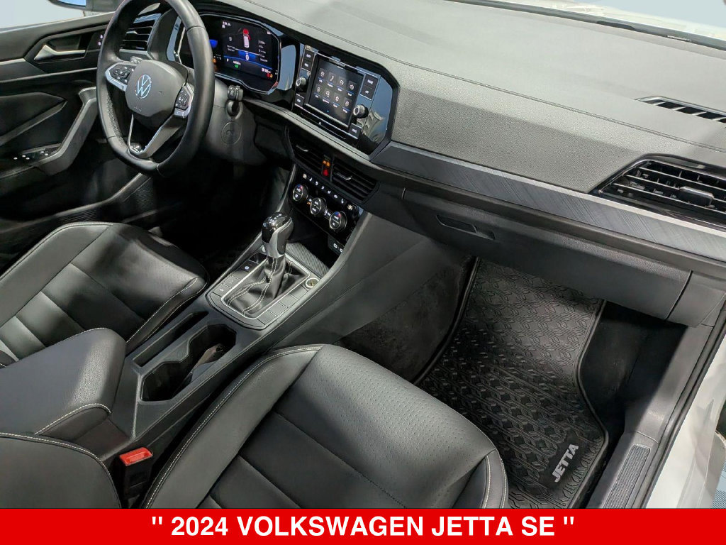 Used 2024 Volkswagen Jetta SE FWD image 35