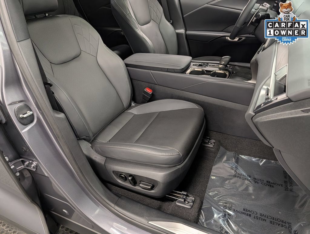 Used 2023 Lexus RX 350 Premium w/ Accessory Package AWD/4WD image 29