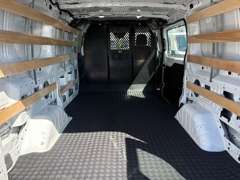 Used 2024 Ford Transit 250 Low Roof w/ Exterior Upgrade Package RWD image 9