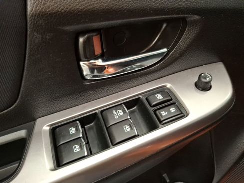 Used 2015 Subaru Crosstrek 2.0i Premium image 15