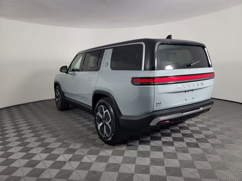 Used 2024 Rivian R1S Adventure AWD/4WD image 3