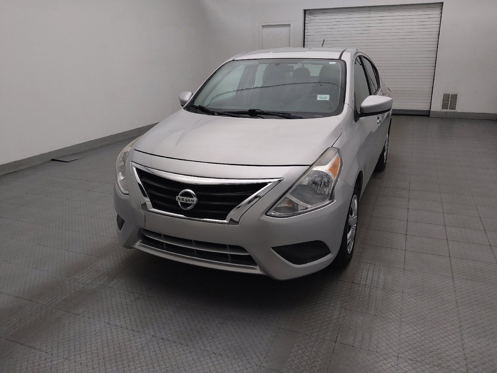 Used 2018 Nissan Versa SV FWD image 15