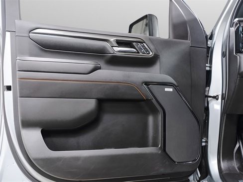 Used 2024 GMC Sierra 2500 AT4 w/ AT4 Premium Plus Package image 24