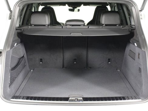 New 2026 Porsche Cayenne GTS image 19