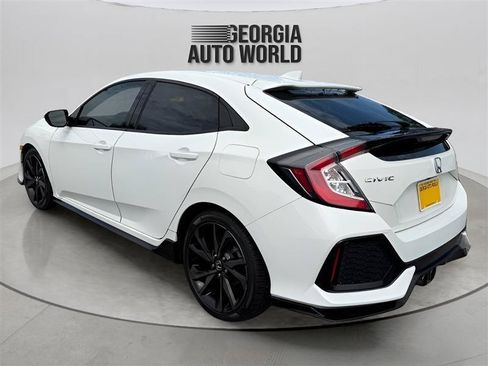 Used 2018 Honda Civic Sport image 11