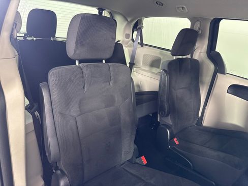 Used 2017 Dodge Grand Caravan SE w/ Power Window Group image 23