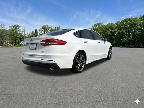 Used 2019 Ford Fusion SEL FWD image 8