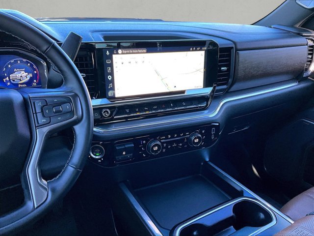 Used 2025 Chevrolet Silverado 2500 High Country w/ High Country Premium Package AWD/4WD image 8