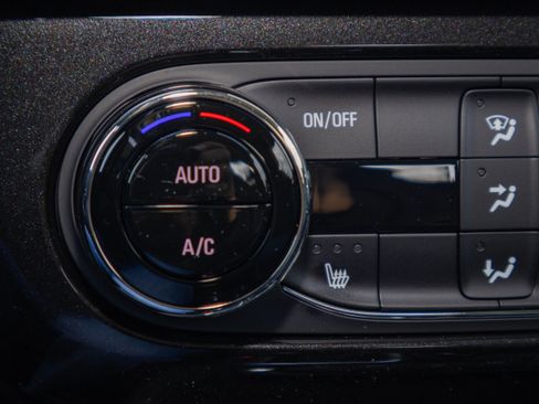 New 2026 Chevrolet TrailBlazer LT w/ Convenience Package image 17