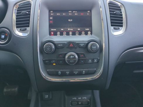 Used 2018 Dodge Durango SXT image 14