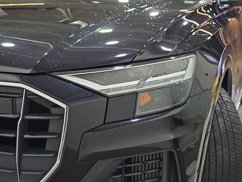 Used 2020 Audi Q8 Premium Plus AWD/4WD image 31